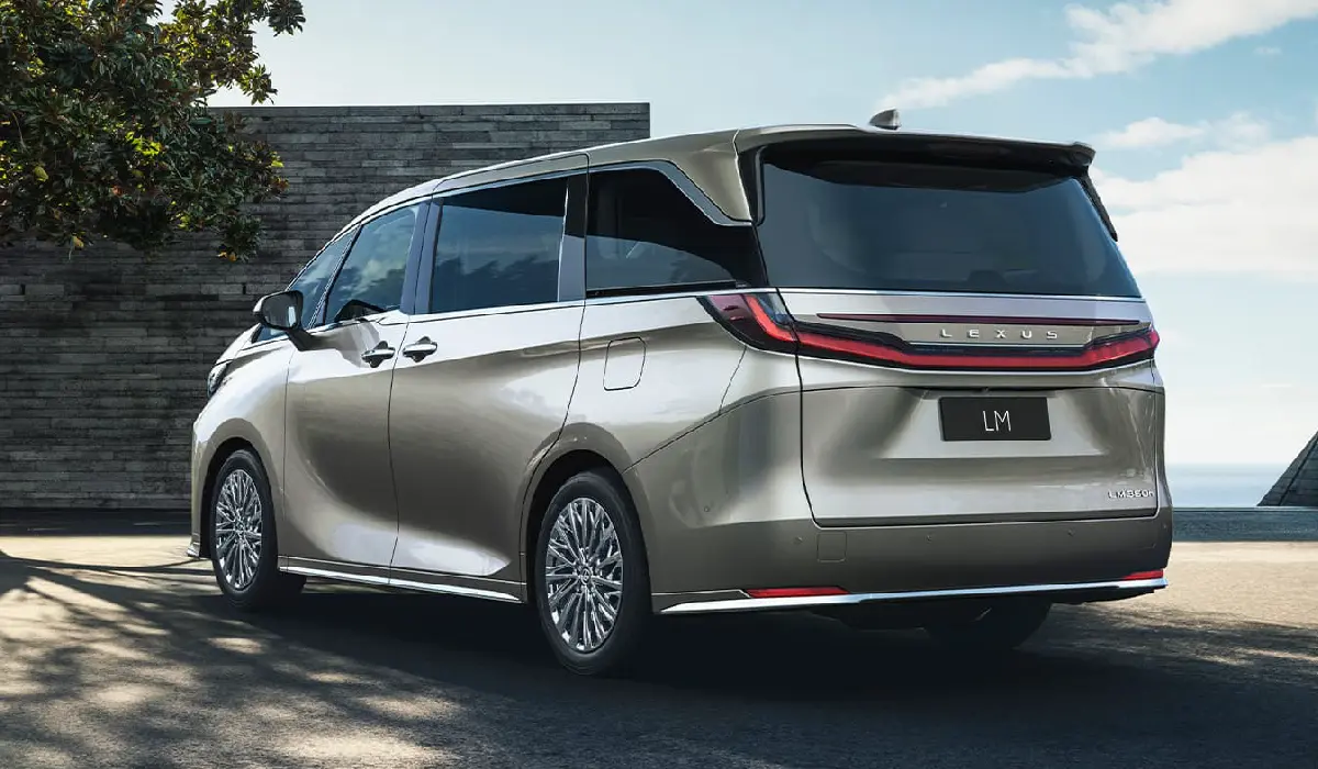 Lexus - LM 350h 7S - Best Car Rentals - Best Preowned Car - Exclusive Concierge Club.webp